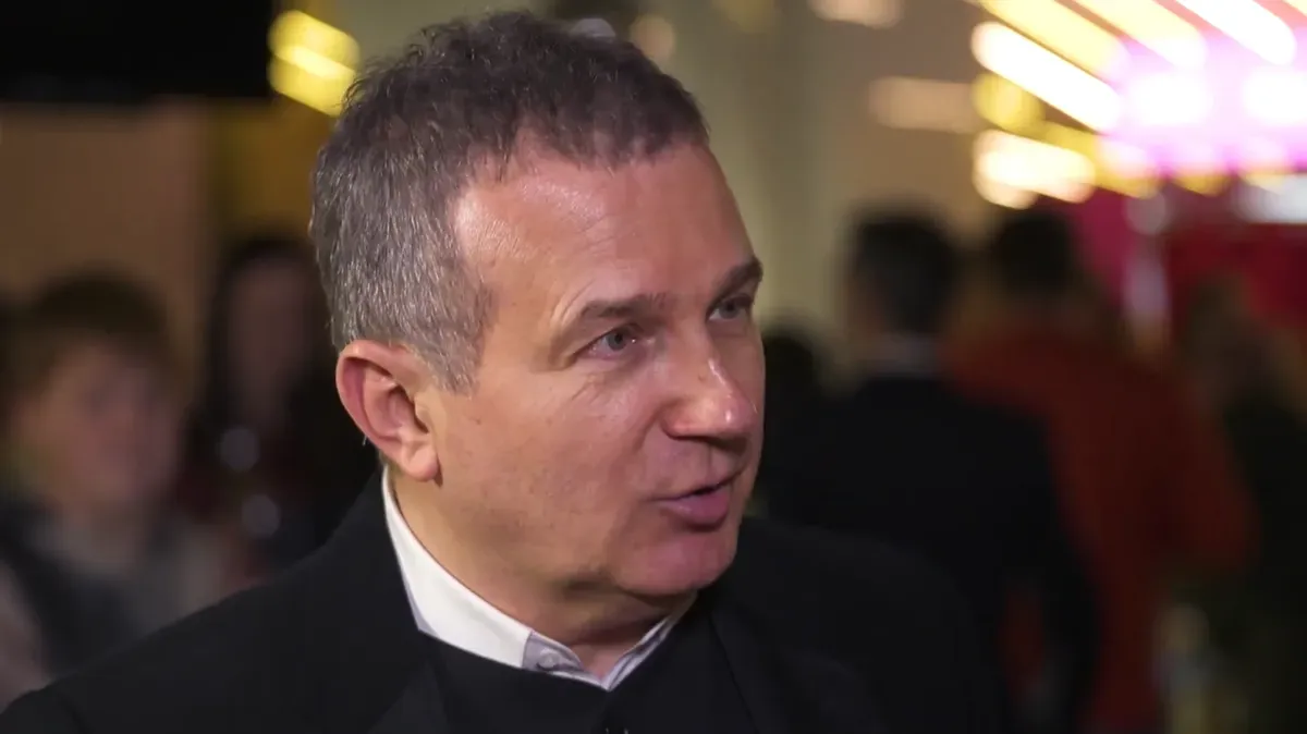 Горбунов похвалився ніжними кадрами з осінньої прогулянки з синами