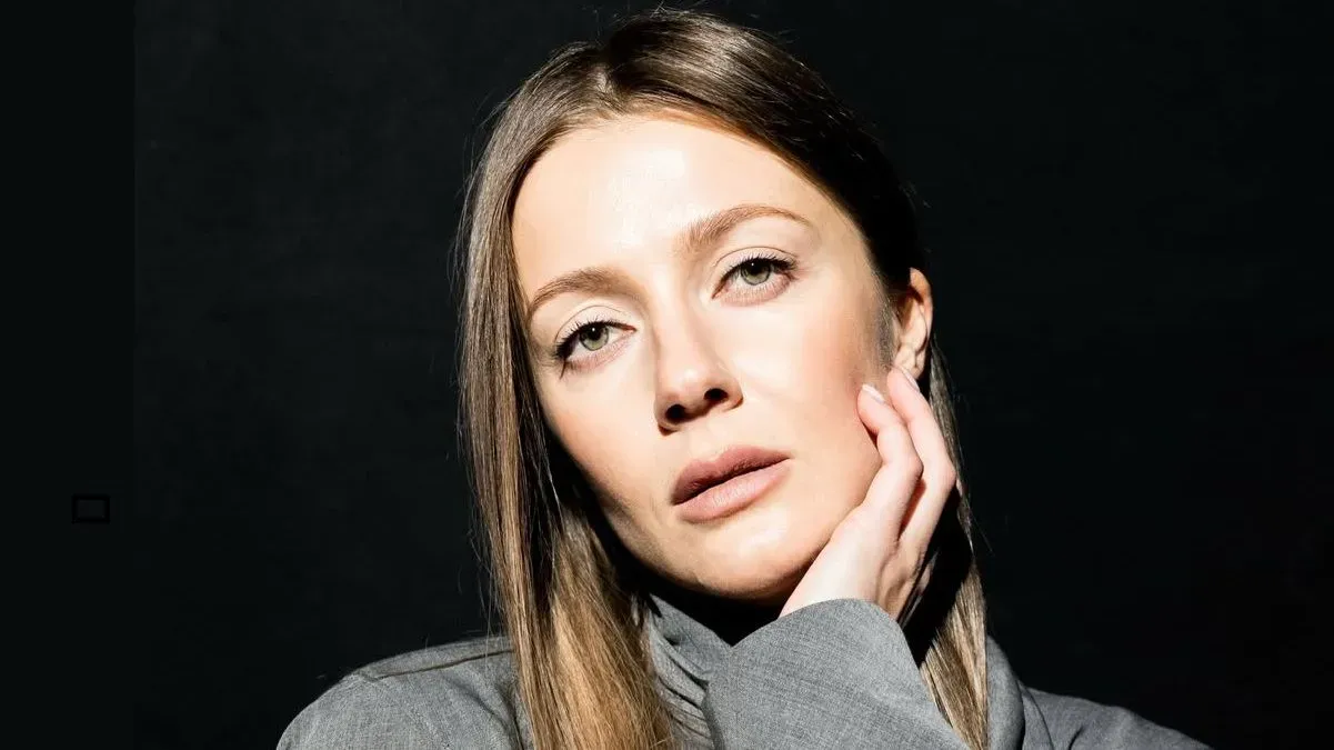 Співачка KOLA відповіла, чи придбала нерухомість у Києві