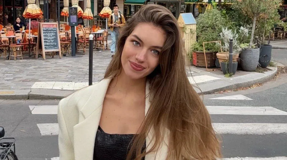 Олександра Кучеренко заінтригувала новим романом після розлучення з Дмитром Комаровим