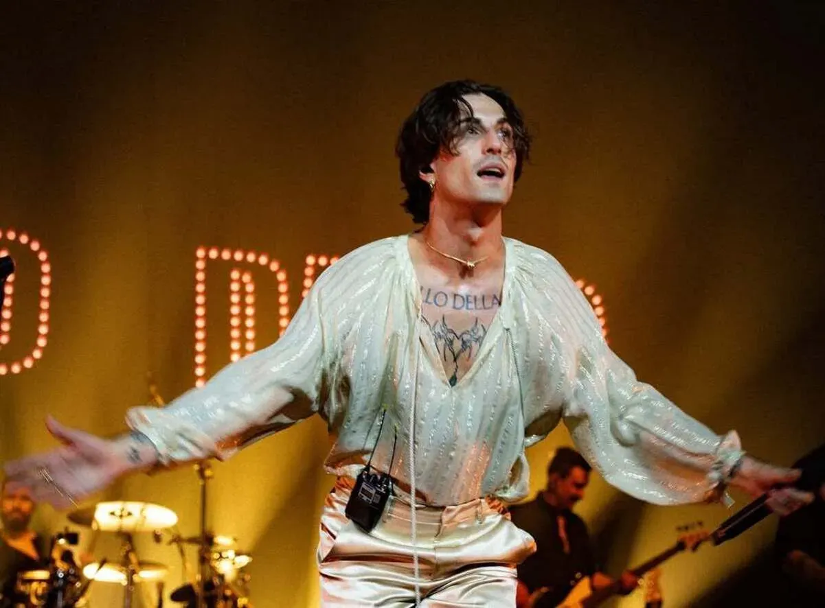 Дам'яно Давід офіційно заручився з відомою співачкою